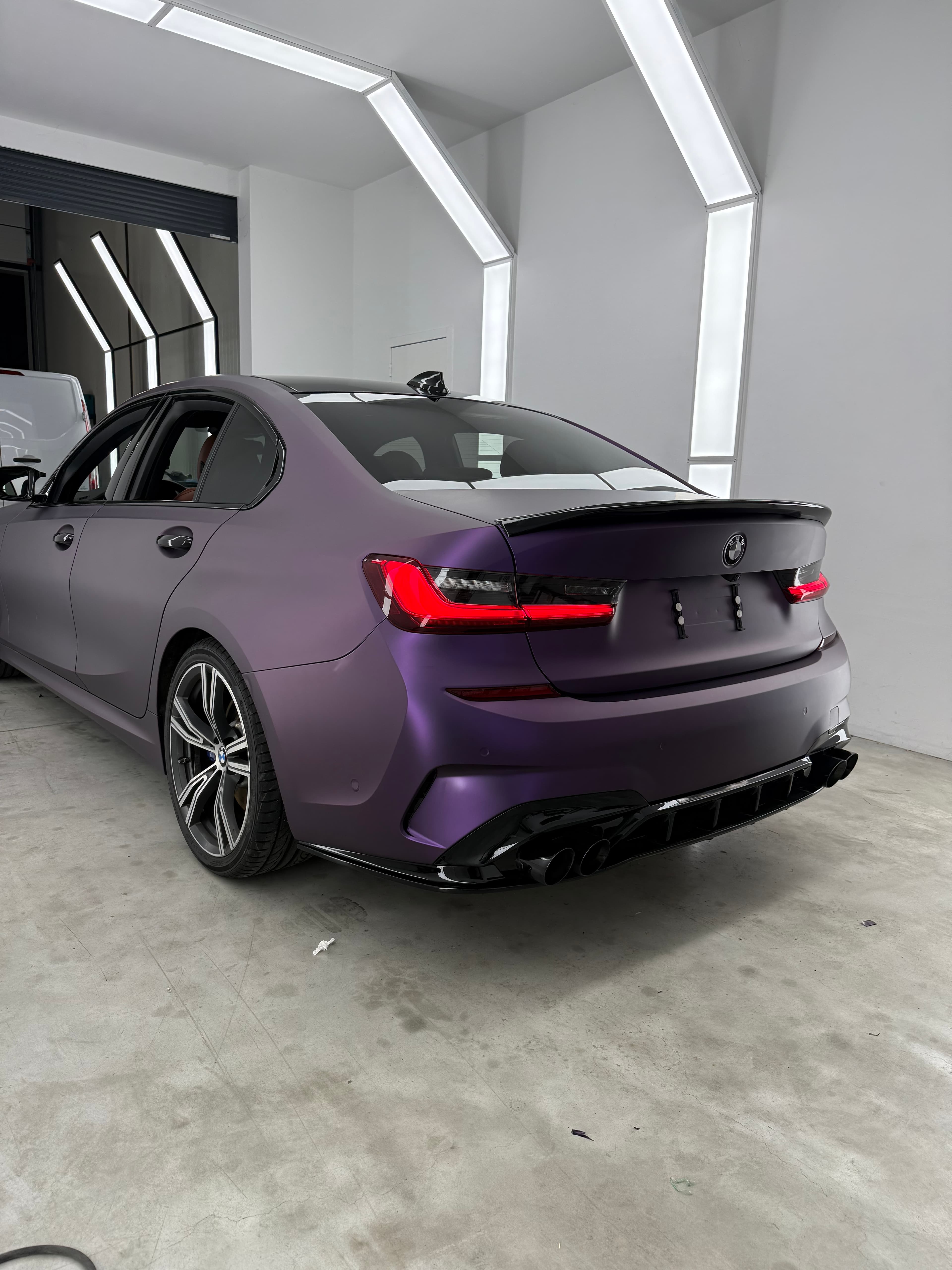 BMW violet mat — futur projet ciel étoilé Cover'A